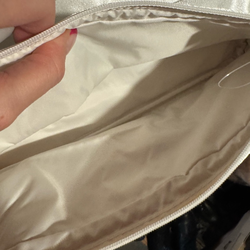 Dior Pale Pink Satin Ribbon Cosmetic Pouch - Picture 4 of 7